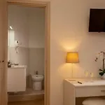 Bed & Breakfast Domus Veneto Roma