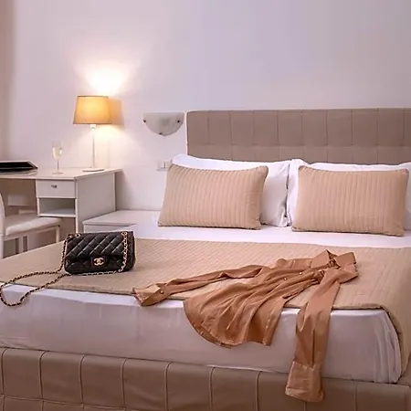 Domus Veneto Bed & Breakfast Rome