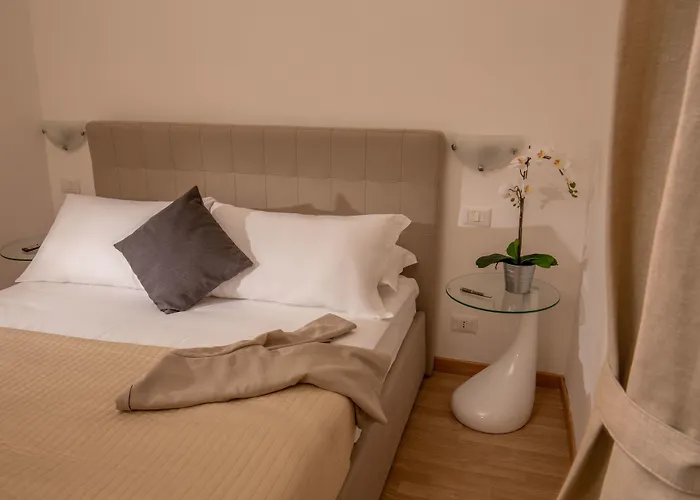 Domus Veneto Bed & Breakfast 4*