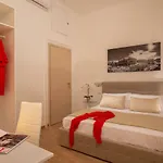 Domus Veneto Bed & Breakfast 4*